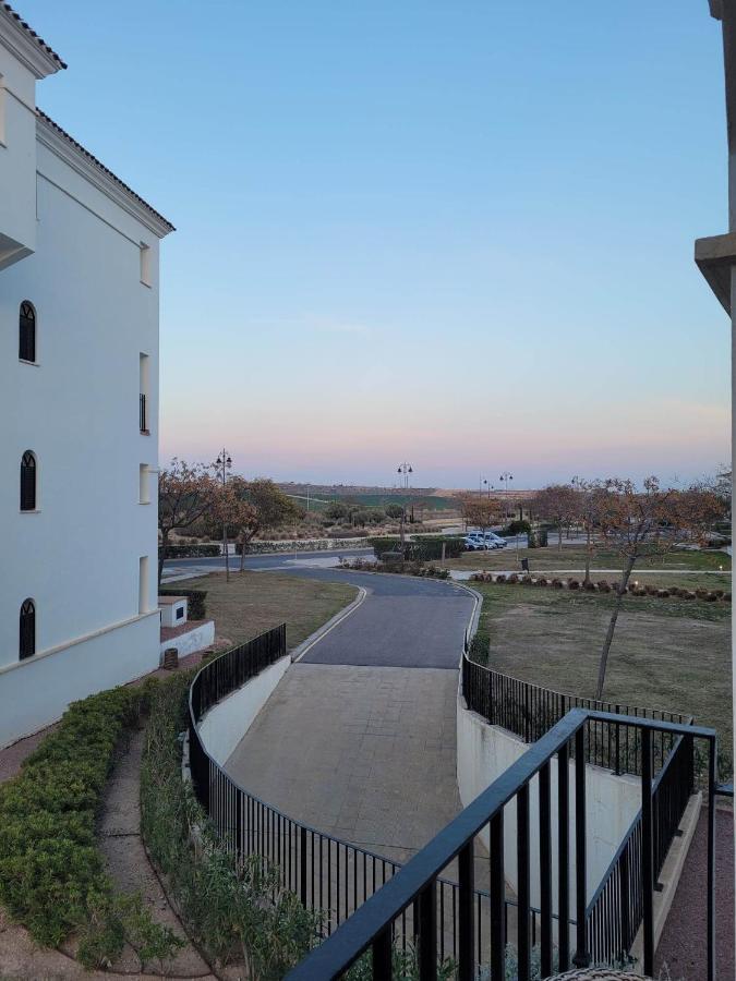 Belle Vue Sur La Piscine Apartment